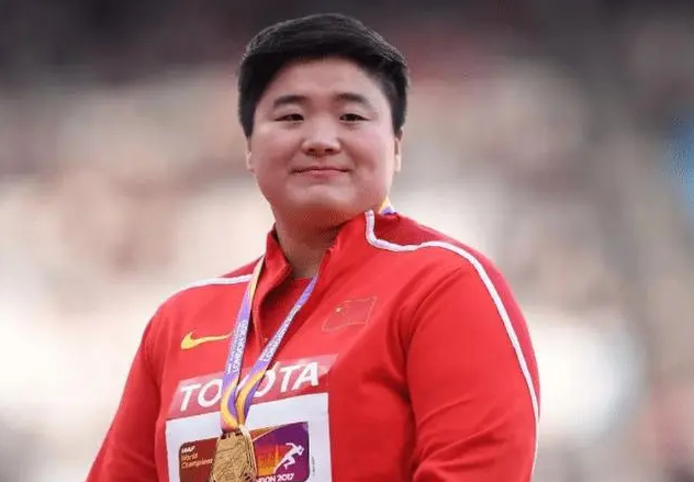 巩立姣|巩立姣应聘“萝卜坑”，限定铅球奥运会前三，网友评论：没必要
