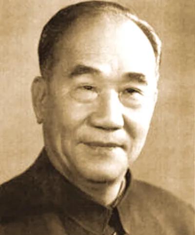 侯耀文|侯宝林为什么指定侯耀文拜师赵佩茹?真的是不让活人捡便宜吗?