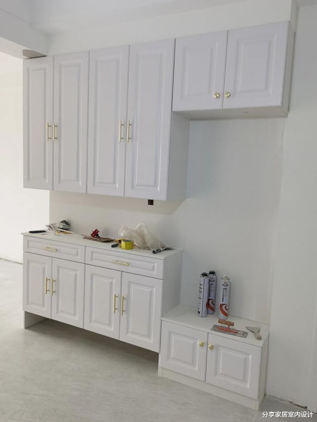 第一次装修新房,全屋定制白色的柜子,大家看看觉得“翻车”了吗