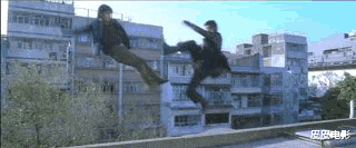 张小斐|欧阳奋强的下巴,刘亦菲的颈椎,明星风光背后,有多少难言的隐疾