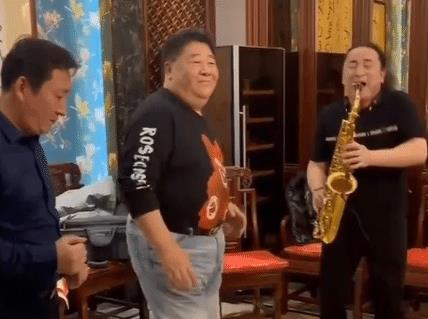 小兵张嘎|《小兵张嘎》18年过去,12位主演境遇悬殊巨大,2位老戏骨已离世