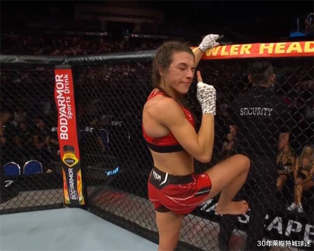 张伟丽|张伟丽为中国女性发声，把对手打到退役，向她学晚上吃烧烤不用怕