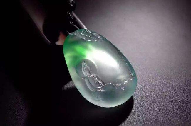 国宝帮究竟是个啥？！能将10块钱的地摊货包装成上亿国宝