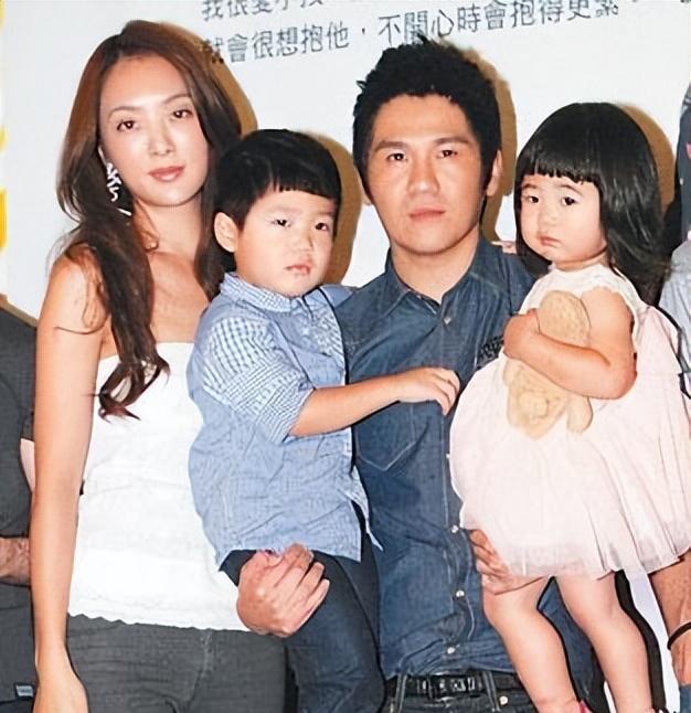 爸爸去哪儿|《爸爸去哪儿》播出9年,5对夫妻已离婚,在芒果秀恩爱的都翻车了