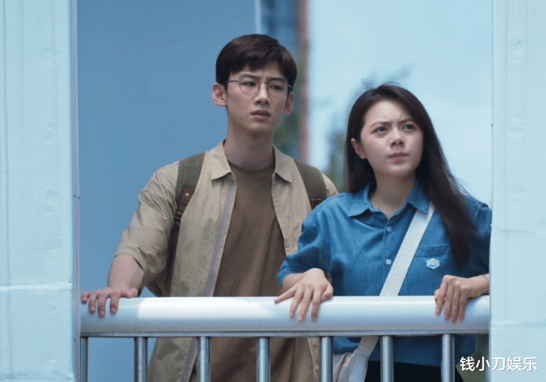 春节档|白敬亭新剧开播,第一集就领盒饭,粉丝却笑出声?