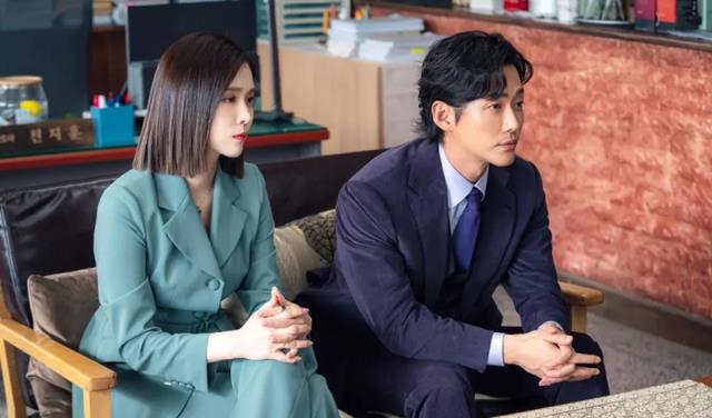 千元律师|《千元律师》收视创佳绩南宮珉自费定制西装堪比《金牌救援》