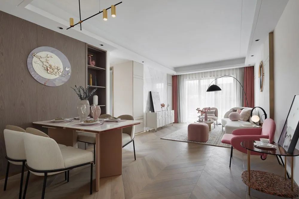 粉调简约风,属于年轻人的时尚活力感!!