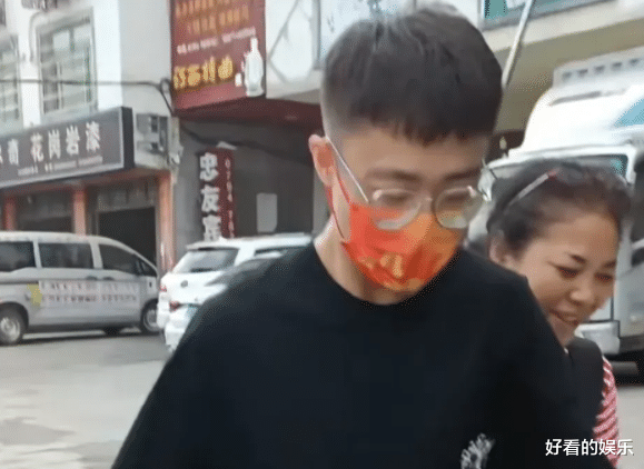 曝买家致电骚扰梅志强,企图与梅家做亲人,买3个儿子只为发家
