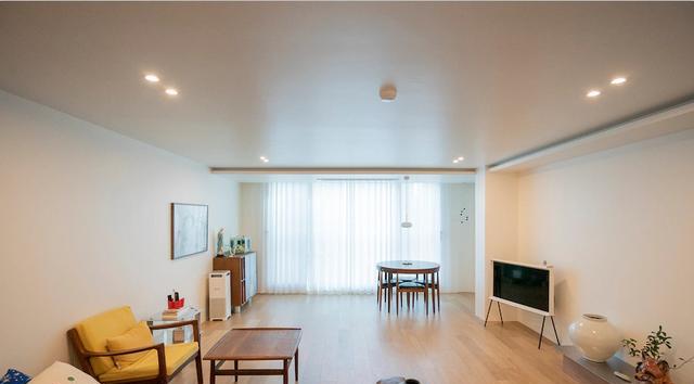 传统布局的家已经过时了,136㎡客厅代替影院,营造“多元化”空间