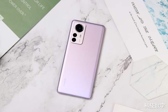 高通骁龙|从好评度再到用户点评,首批骁龙8机型谁的认可度更高?