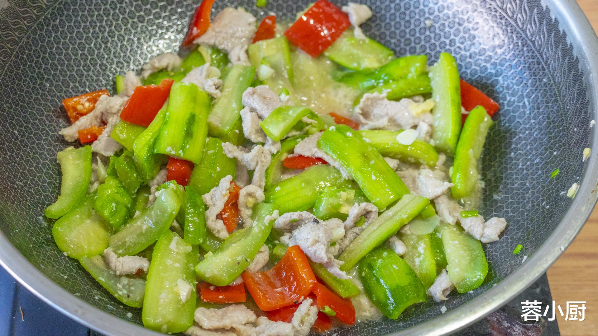 秋主收敛，贵在养“肺”，“3菜2瓜1菌”记得吃，滋补润燥不上火