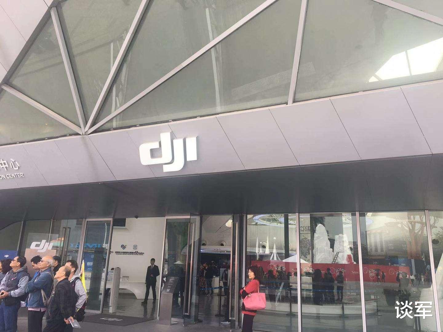 革命|俄罗斯前总参谋长称赞中国大疆公司生产的四旋翼无人机将带来炮兵革命