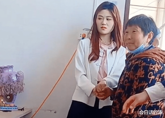 |朱小伟订婚后,朱雪梅成香饽饽,提亲者络绎不绝,她一个都看不上