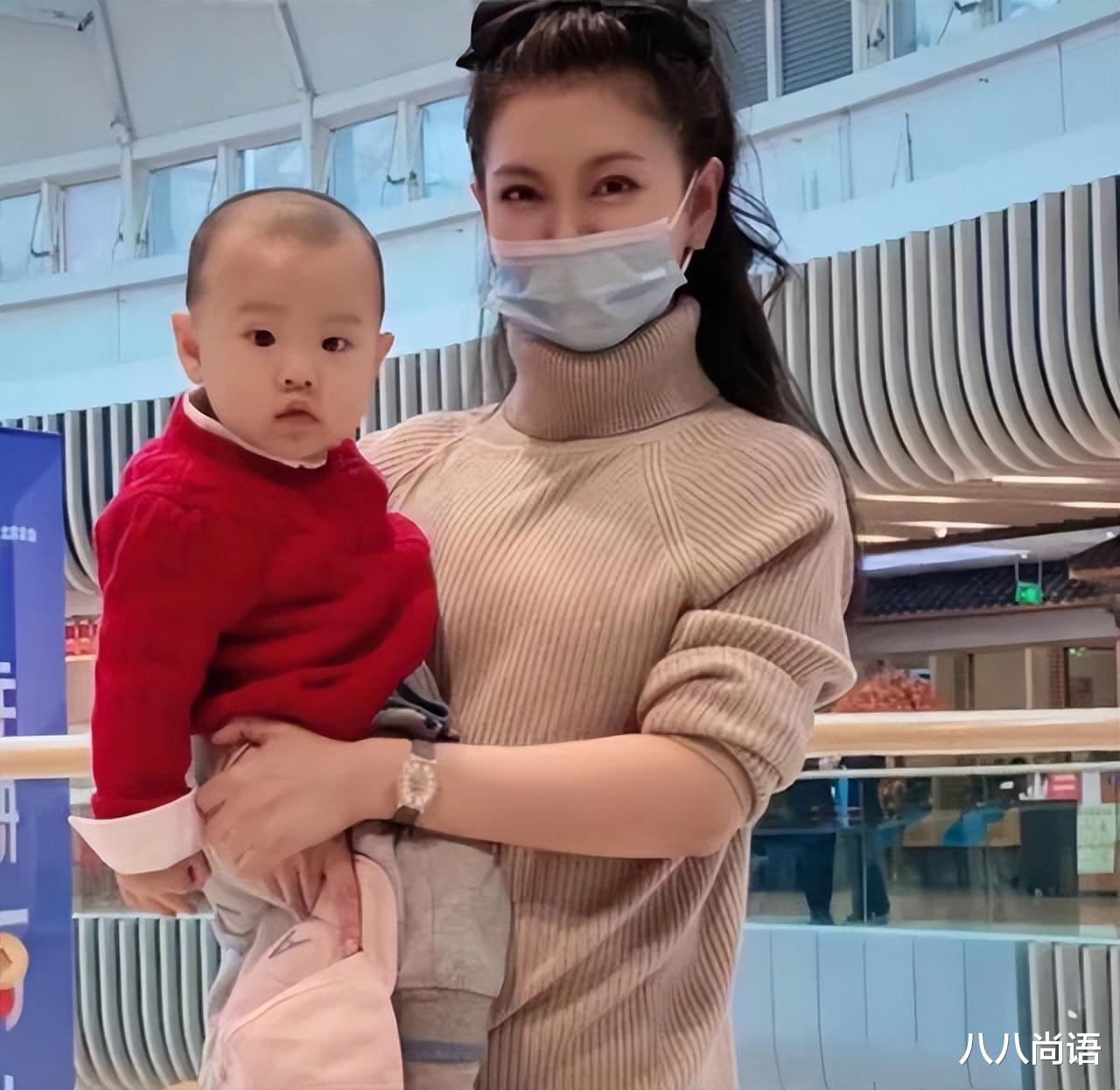 赵文琪|女星赵文琪宣布生子，孩子生父至今是谜，并晒出多张母子温馨合影