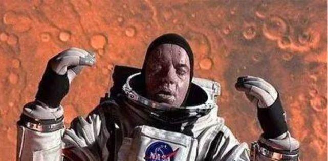 人类遗体落入宜居星球,会成为生命起源吗?另一种可能更让人深思
