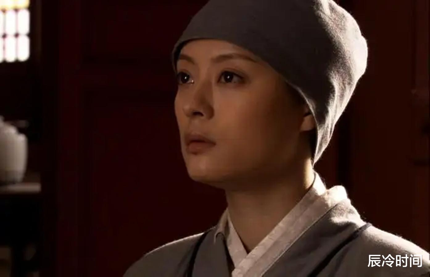 殷桃|同是演古装剧尼姑:贾静雯穿薄纱,孙俪最真实,殷桃一个头两个大