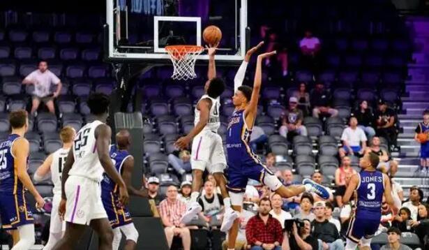 球探|文班亚马国家队首秀堪称完美,狂砍23分成为NBA最大状元热门!