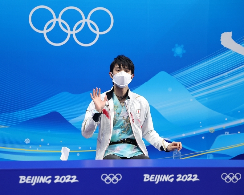 羽生结弦|羽生结弦很可能暂留北京，他还有1项表演赛！他错过限量版冰墩墩