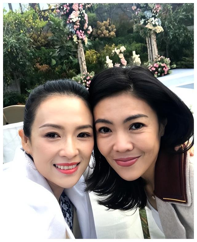 苏芒|人走茶凉苏芒:毁伊能静婚礼被洪晃暗讽,封杀唐嫣遭章子怡除名