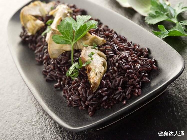 鼻炎|无论男女,50岁之后没有这4种病,恭喜长寿已经开始“留意”你