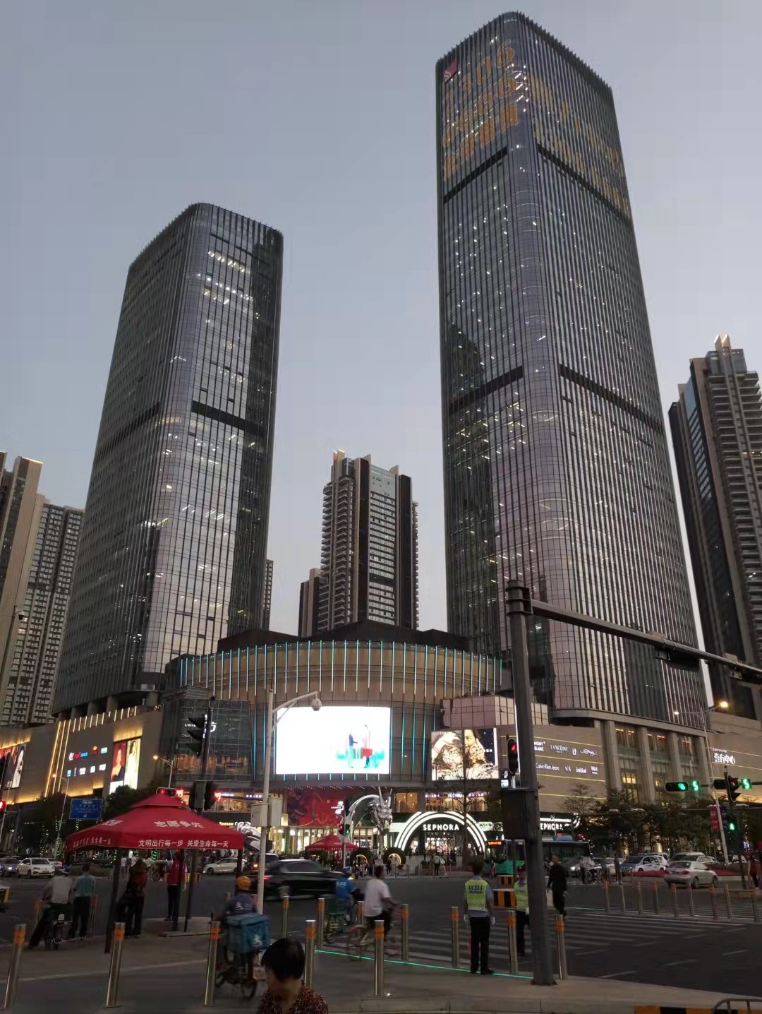 就地过年,发钱!多地明确了