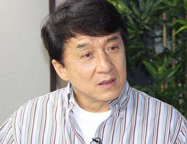 成龙|2006年成龙喝醉，大闹李宗盛的演唱会，究竟是为了什么