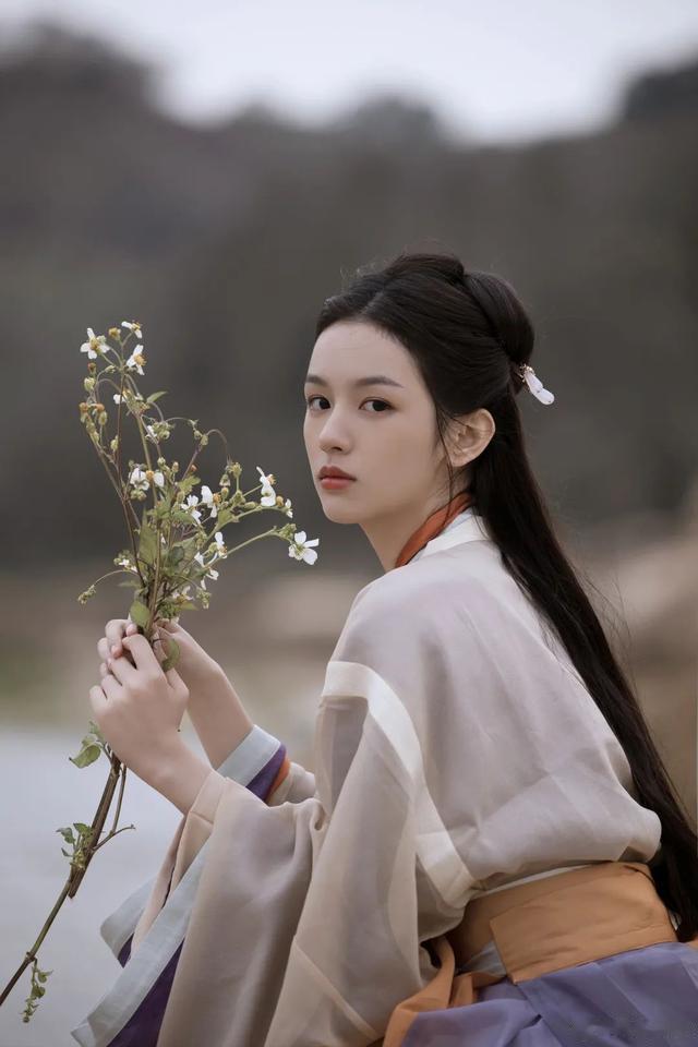 花仙子|春暖花开却不会拍大片，花仙子下凡教你仙气满满