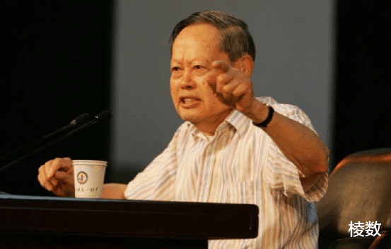 杨振宁做对了:阻止中国花1400亿,为超大对撞机买单