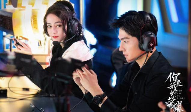 肖战|网传顾漫《骄阳似我》即将影视化,暂定肖战杨洋出演,网友:救命