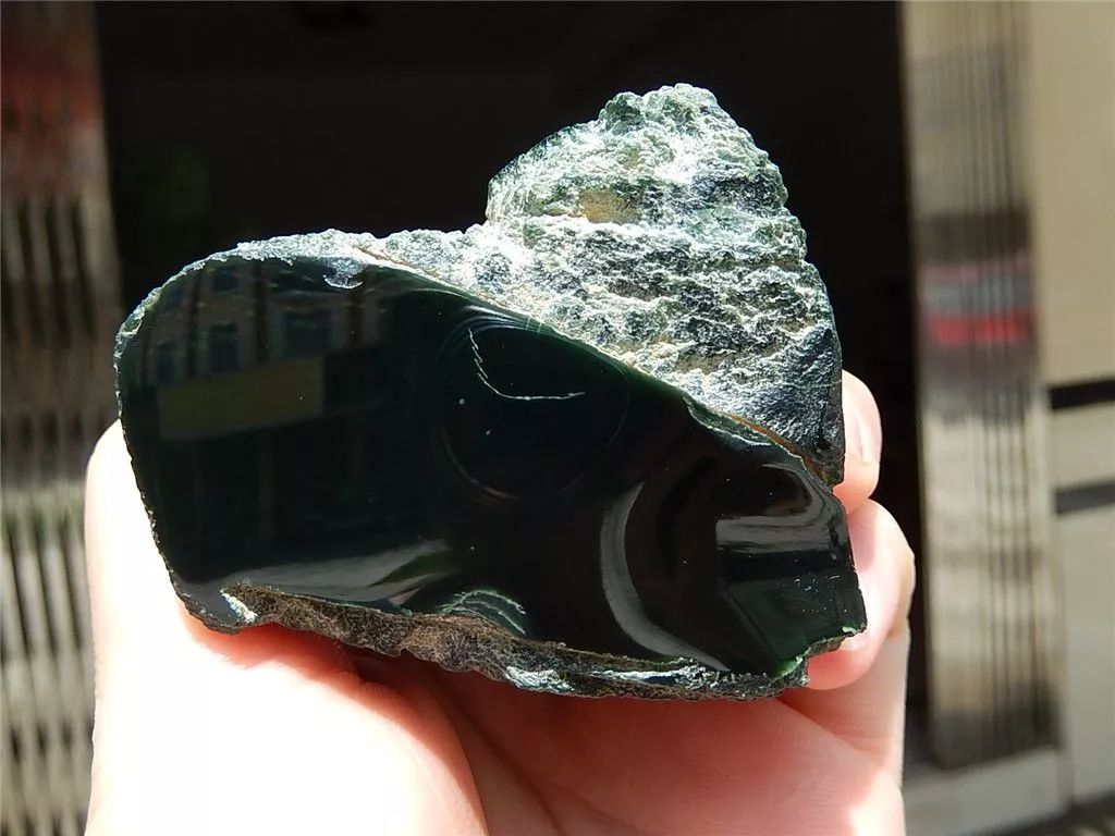 |翡翠界的另类特色——墨翠