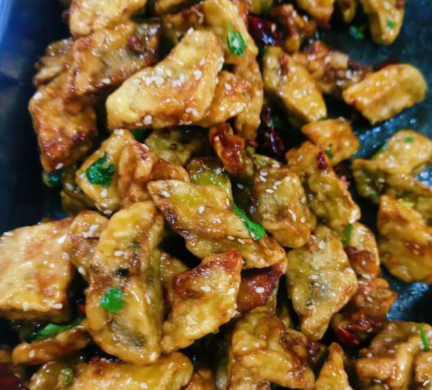 河南26岁女子成功上岸,晒出单位免费食堂饭:感觉自己没见过世面