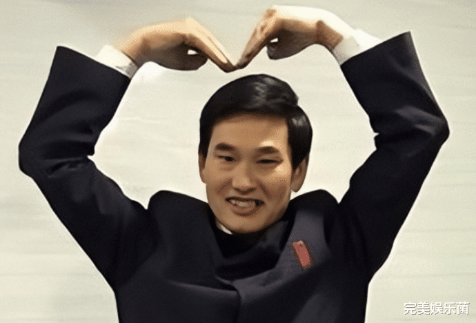 陈萌|陈萌秀中秋节礼品，亲切称朱小伟为大猪蹄子，网友：比陈亚男聪明