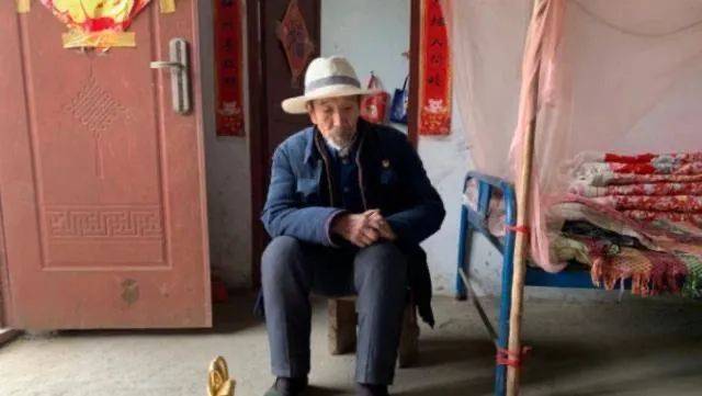 影帝|混得这么差的影帝影后，真没见过 ！