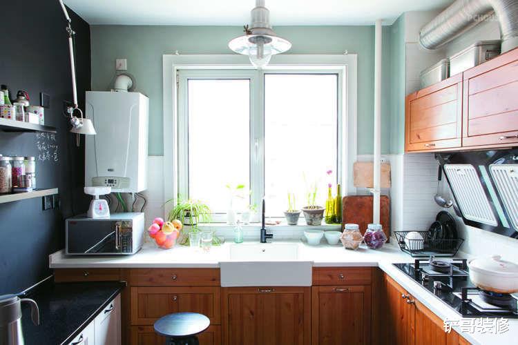 91平的家，既拥有复古元素又融入工业风，多变的空间好适合年轻人