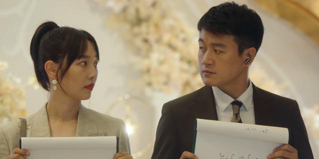 白百何|全勤妈妈，中年婚姻，白百何蒋欣这部新剧，拍出多少职场女性的痛