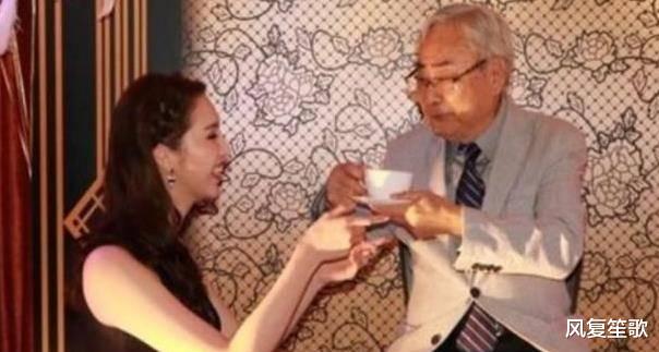 何傲儿|她为还债款千万,与81岁豪门相恋,还清债务后与富豪火速分手!