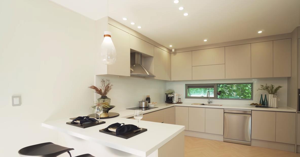 被这套200㎡韩国别墅圈粉了!装修化繁为简,清爽利索照样也很高级