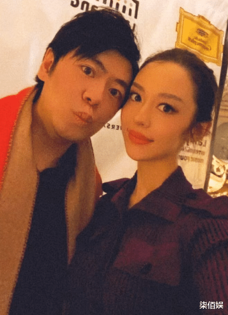 吉娜·爱丽丝|吉娜晒照庆与郎朗结婚3周年，手捧鲜花挽着老公手臂，好甜蜜