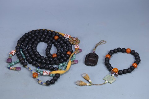 沉香|收藏精品！清 宫廷风格，老沉香朝珠一组