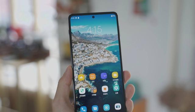 摩托罗拉|摩托罗拉再次爆发,骁龙870+144Hz+潜望式长焦,仅1589元