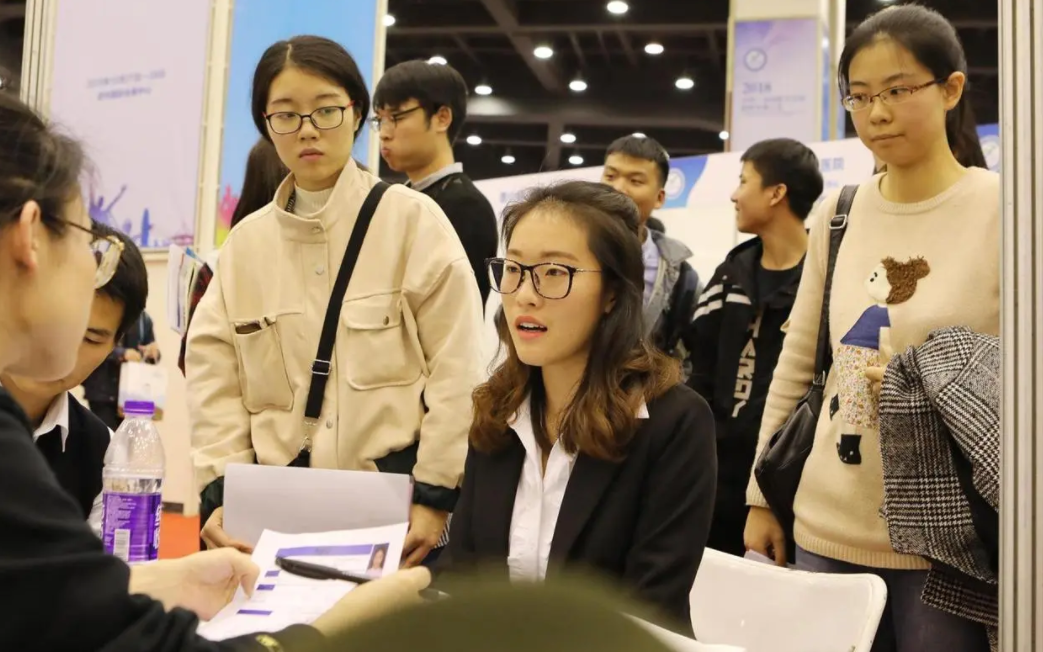 hr|毕业生投递简历被骂“low货”,公司回应太儿戏,是谁给HR的勇气