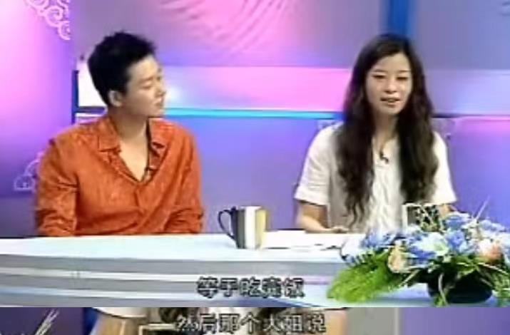 刘奕君|刘奕君妻子吕梓媛，嫁二婚演员丈夫，如今一家四口幸福甜蜜