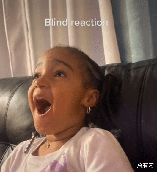 小美人鱼|?迪士尼“黑皮小美人鱼”预告片被骂到关评,更大的争议来了