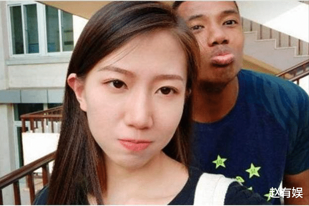 陈怡|陈怡为爱远嫁异国，生下女儿后沦为“留守妾”，如今想回家都困难