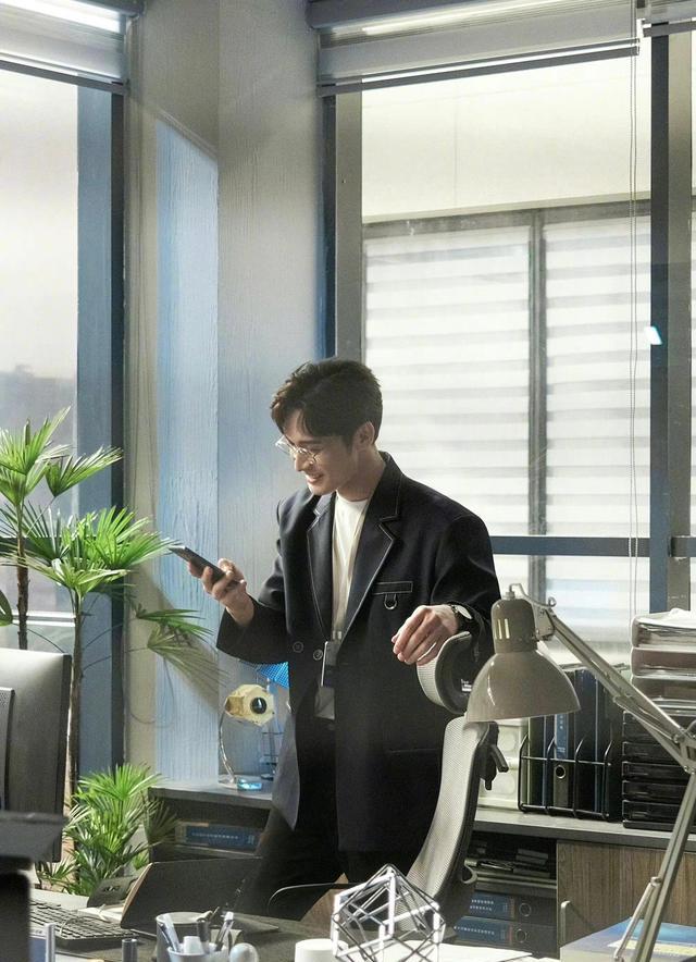 迪丽热巴|8部好剧即将在2023年上映,你最期待哪一部?