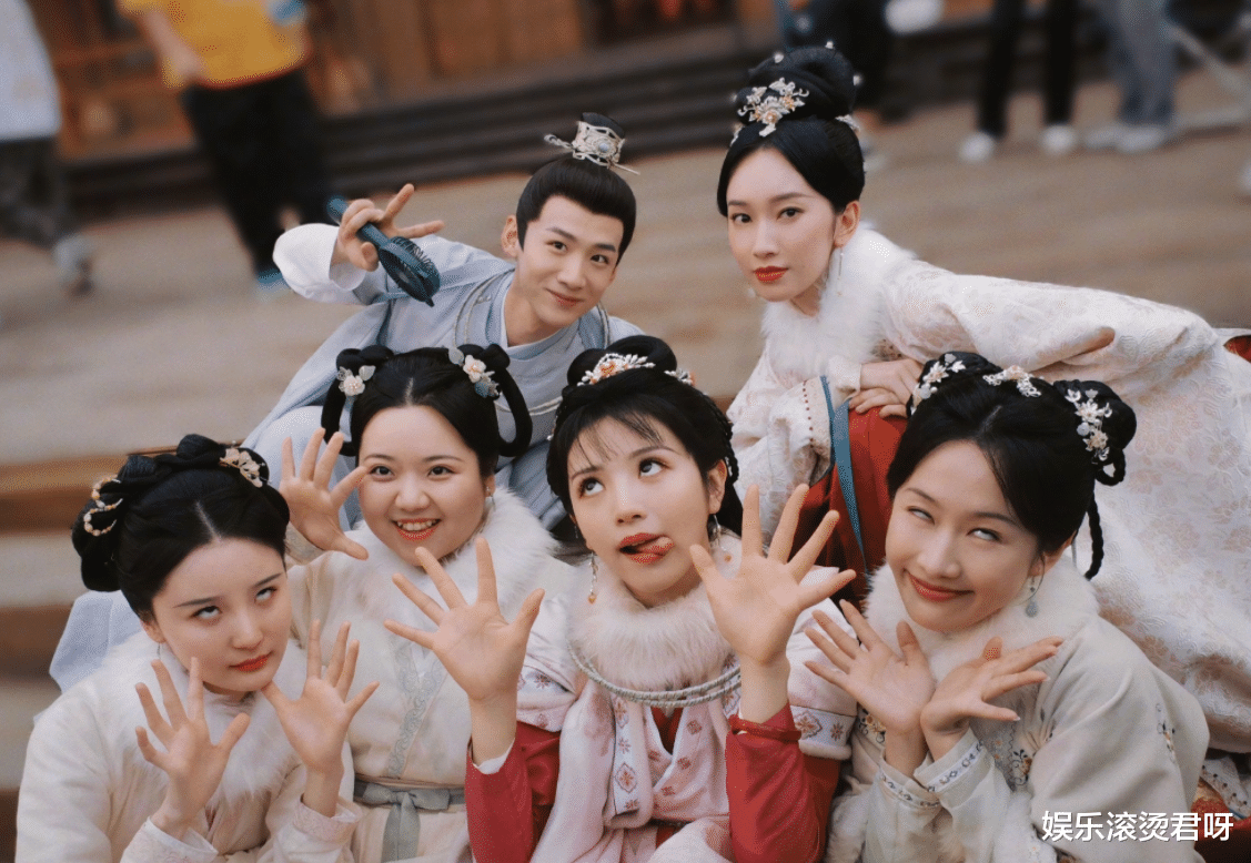 卿卿日常|白敬亭《卿卿日常》告诉我们：只要女配够清醒，真没男主什么事