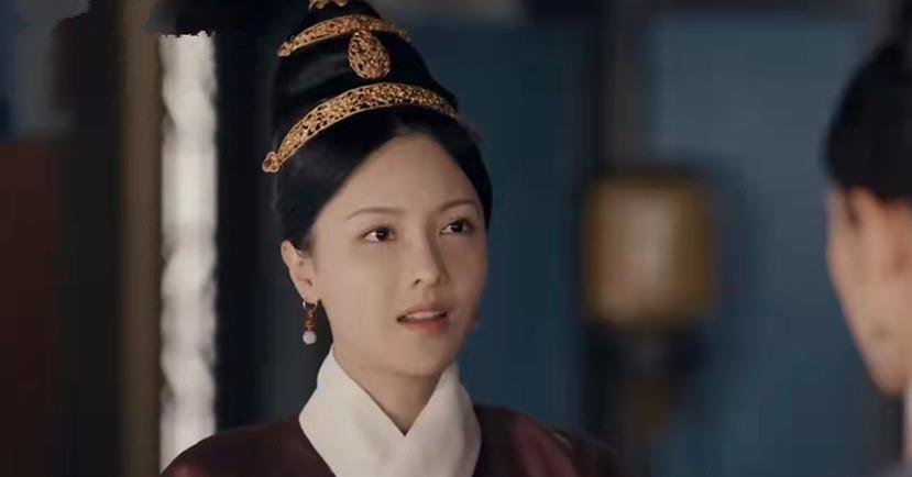 朴春|裸唇妆、假眉毛，于正的“面如死灰妆”毁了多少美女