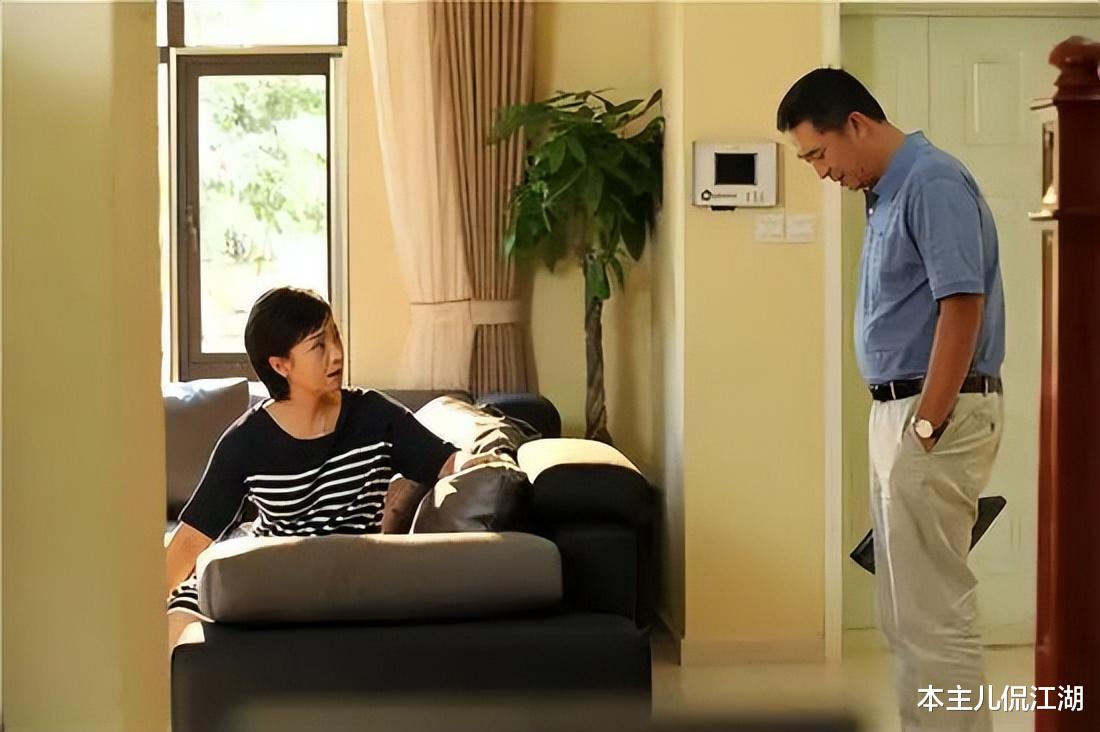 张嘉益|王海燕：41岁才做妈妈，和张嘉益结婚15年，事业家庭两不误