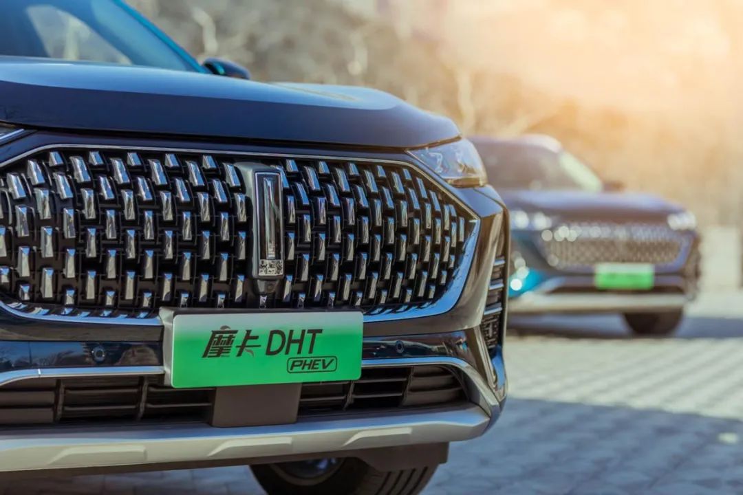 |李瑞峰扛旗魏牌再创业，摩卡DHT值不值30万？