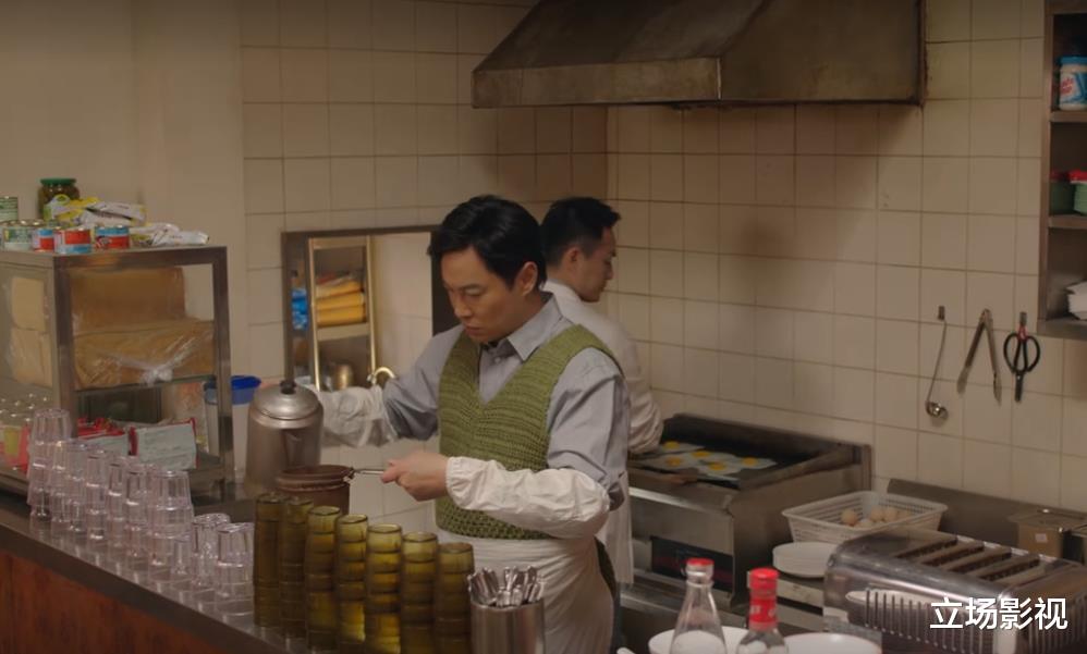 狮子山下的故事|仅播1天，央视《狮子山下的故事》全国收视第2，3位配角惊艳四座